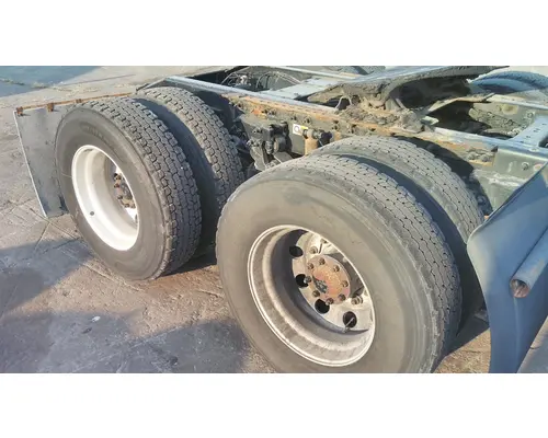 PETERBILT 579 WHOLE TRUCK FOR RESALE