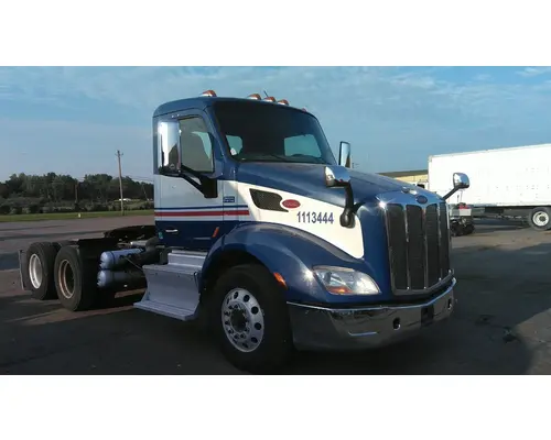 PETERBILT 579 WHOLE TRUCK FOR RESALE