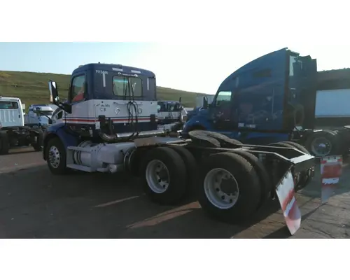 PETERBILT 579 WHOLE TRUCK FOR RESALE