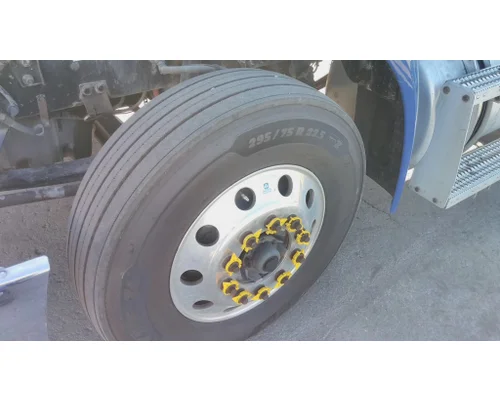 PETERBILT 579 WHOLE TRUCK FOR RESALE