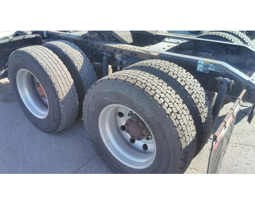 PETERBILT 579 WHOLE TRUCK FOR RESALE
