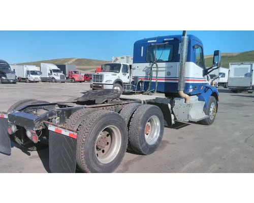 PETERBILT 579 WHOLE TRUCK FOR RESALE