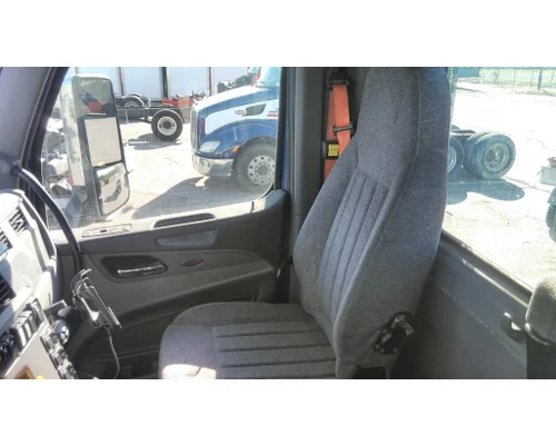 PETERBILT 579 WHOLE TRUCK FOR RESALE