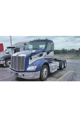 PETERBILT 579 WHOLE TRUCK FOR RESALE