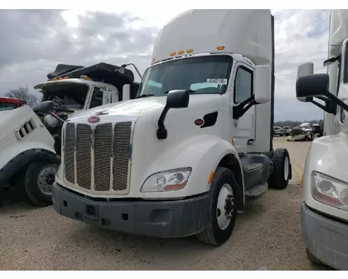 PETERBILT 579 WHOLE TRUCK FOR RESALE