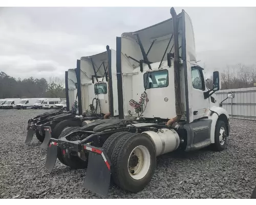 PETERBILT 579 WHOLE TRUCK FOR RESALE