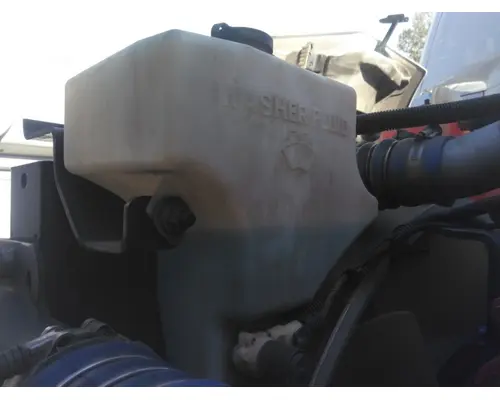 PETERBILT 579 WINDSHIELD WASHER RESERVOIR