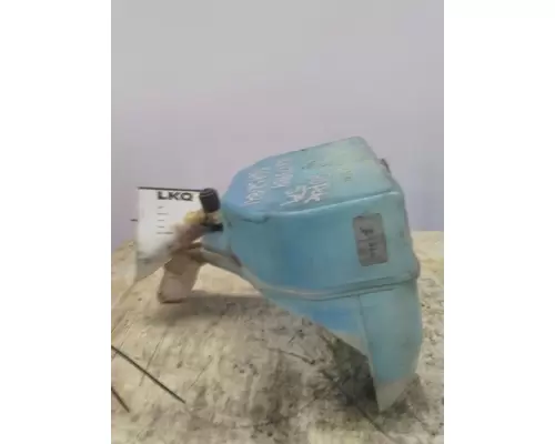 PETERBILT 579 WINDSHIELD WASHER RESERVOIR