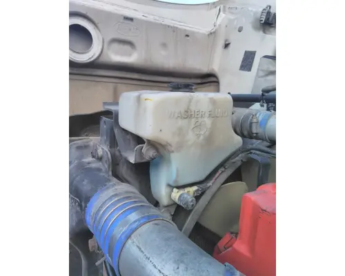 PETERBILT 579 WINDSHIELD WASHER RESERVOIR