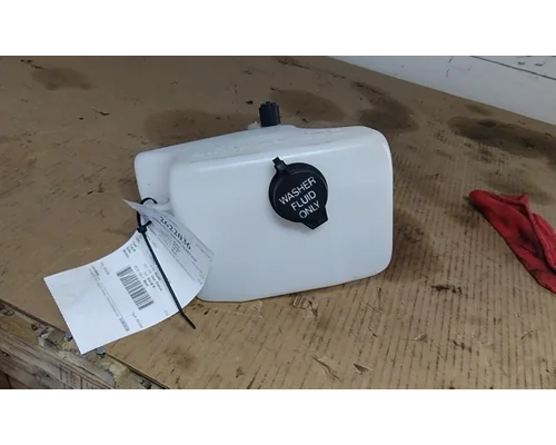 PETERBILT 579 WINDSHIELD WASHER RESERVOIR