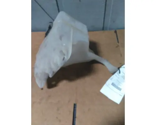 PETERBILT 579 WINDSHIELD WASHER RESERVOIR