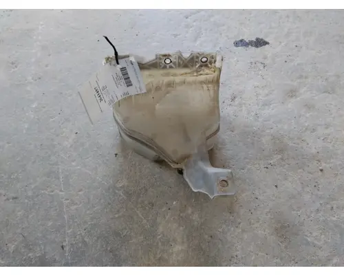 PETERBILT 579 WINDSHIELD WASHER RESERVOIR