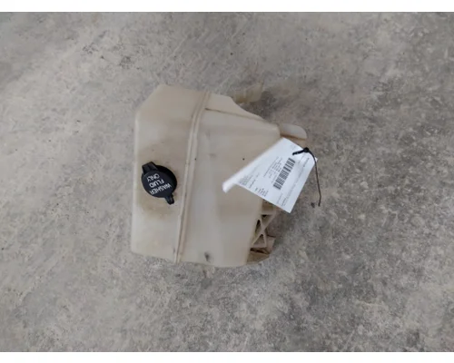 PETERBILT 579 WINDSHIELD WASHER RESERVOIR