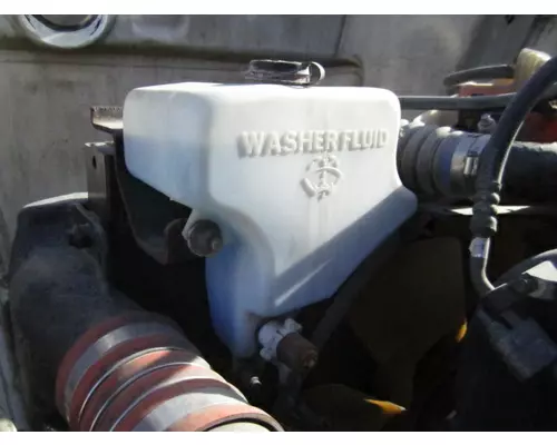 PETERBILT 579 WINDSHIELD WASHER RESERVOIR