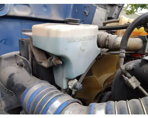 PETERBILT 579 WINDSHIELD WASHER RESERVOIR
