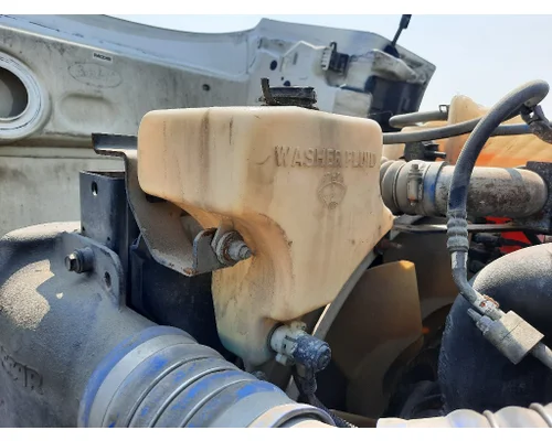 PETERBILT 579 WINDSHIELD WASHER RESERVOIR
