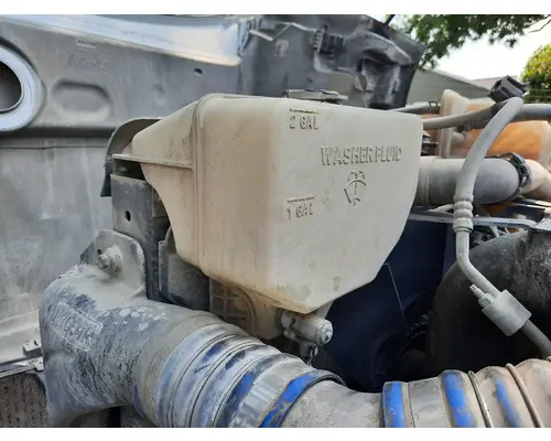 PETERBILT 579 WINDSHIELD WASHER RESERVOIR
