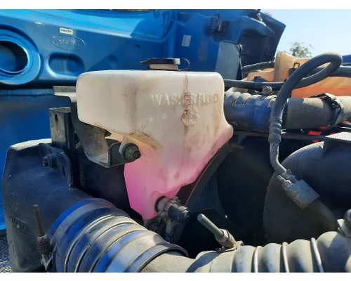 PETERBILT 579 WINDSHIELD WASHER RESERVOIR