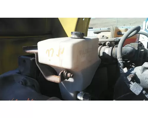 PETERBILT 579 WINDSHIELD WASHER RESERVOIR