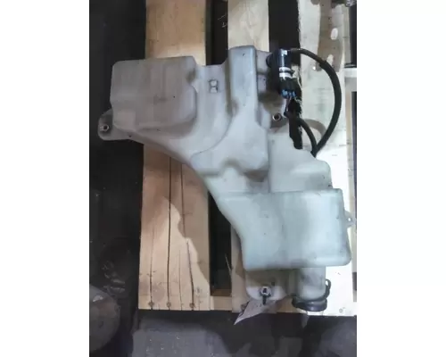 PETERBILT 579 WINDSHIELD WASHER RESERVOIR
