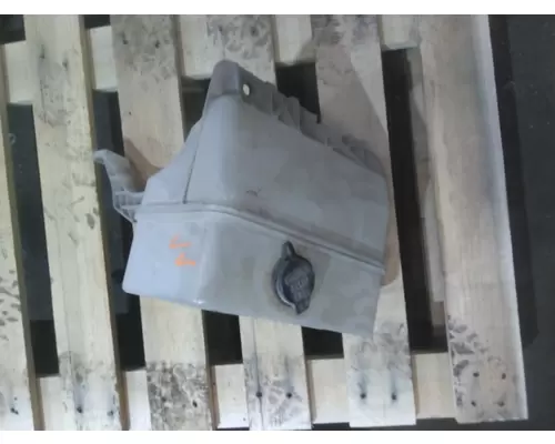 PETERBILT 579 WINDSHIELD WASHER RESERVOIR