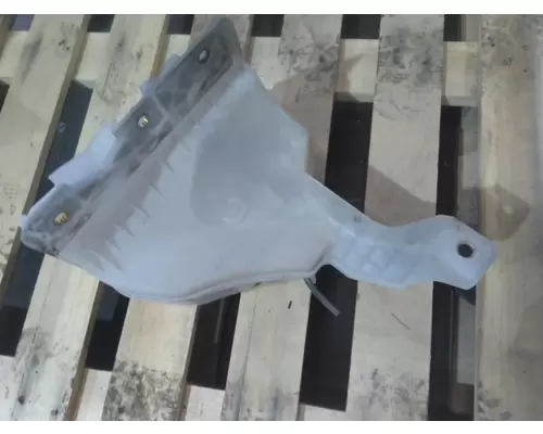 PETERBILT 579 WINDSHIELD WASHER RESERVOIR