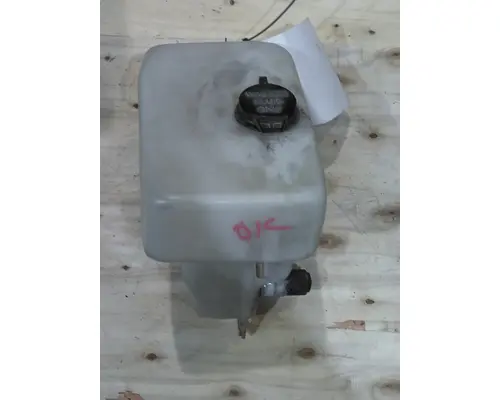 PETERBILT 579 WINDSHIELD WASHER RESERVOIR