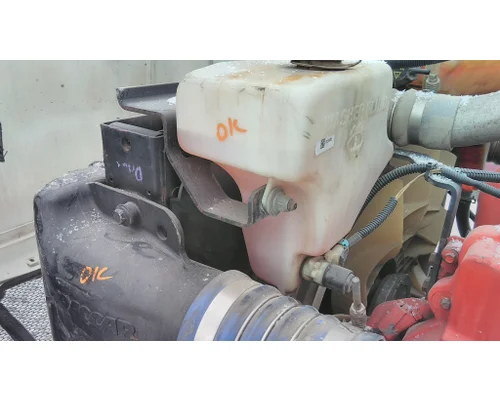 PETERBILT 579 WINDSHIELD WASHER RESERVOIR
