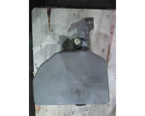 PETERBILT 579 WINDSHIELD WASHER RESERVOIR