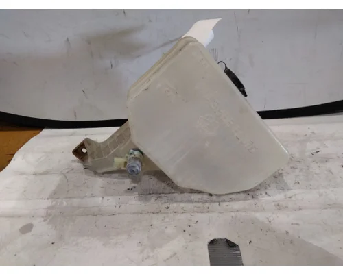 PETERBILT 579 WINDSHIELD WASHER RESERVOIR