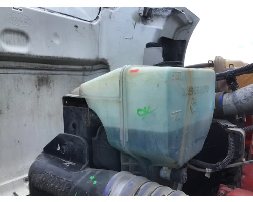 PETERBILT 579 WINDSHIELD WASHER RESERVOIR