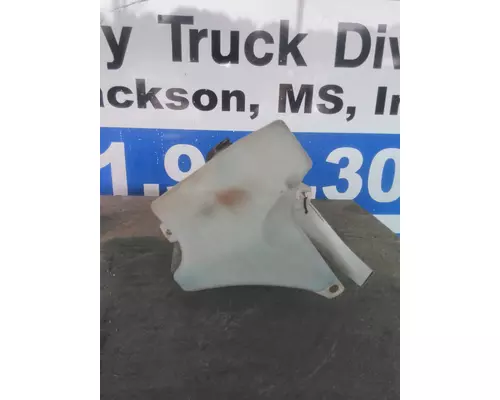 PETERBILT 579 WINDSHIELD WASHER RESERVOIR