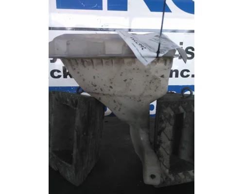 PETERBILT 579 WINDSHIELD WASHER RESERVOIR