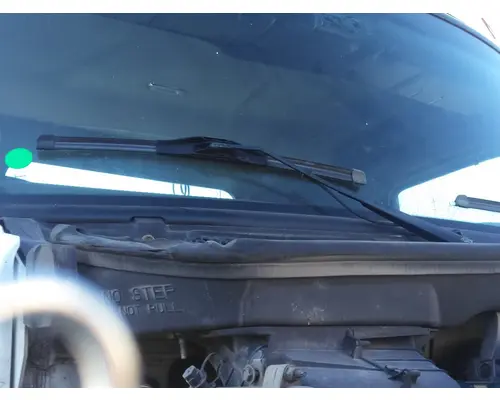 PETERBILT 579 WINDSHIELD WIPER ARM