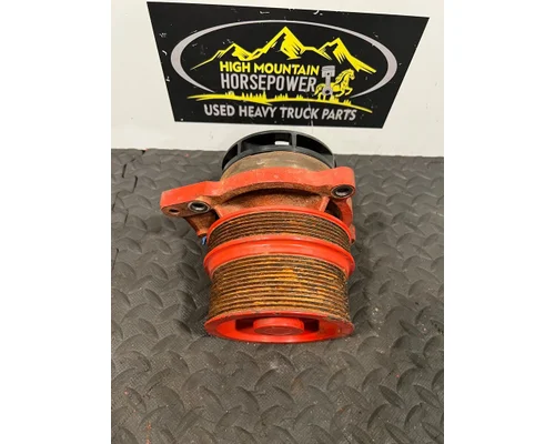 PETERBILT 579 Water Pump