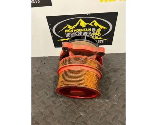 PETERBILT 579 Water Pump