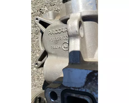 PETERBILT 579 Water Pump