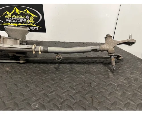 PETERBILT 579 Windshield, Wiper Motor
