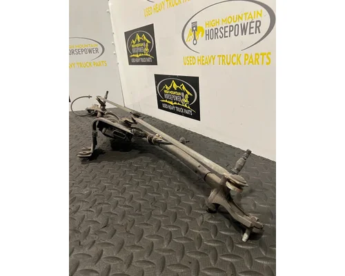 PETERBILT 579 Windshield, Wiper Motor
