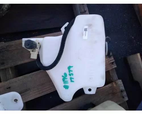 PETERBILT 579 Windshield Washer Reservoir