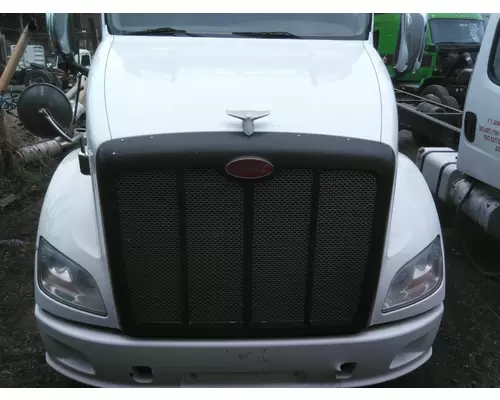 PETERBILT 587 2011-2025 HOOD