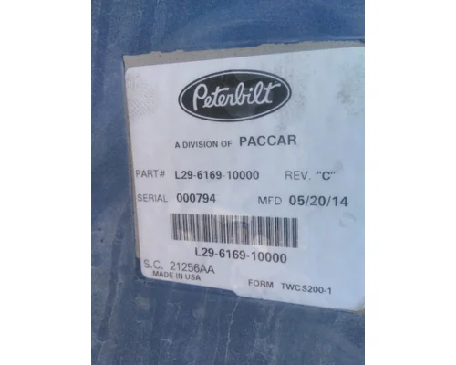 PETERBILT 587 2011-2025 HOOD