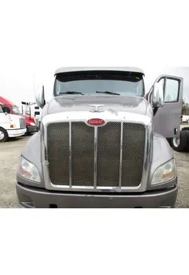 PETERBILT 587 2011-2025 HOOD