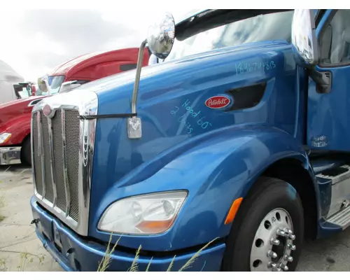 PETERBILT 587 2011-2025 HOOD