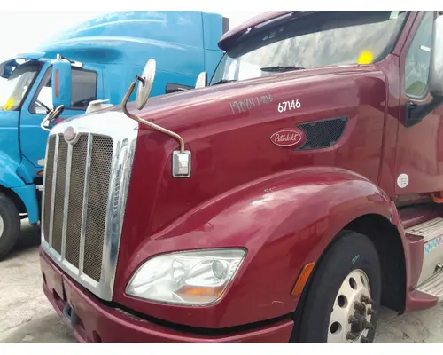 PETERBILT 587 2011-2025 HOOD