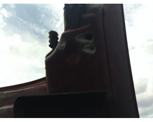 PETERBILT 587 2011-2025 HOOD