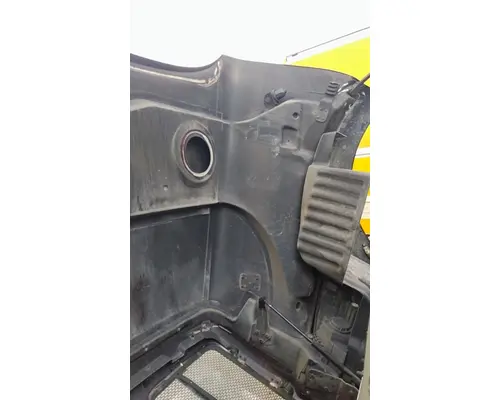 PETERBILT 587 2011-2025 HOOD