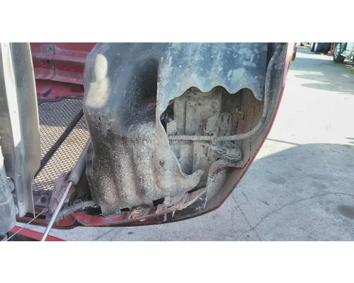 PETERBILT 587 2011-2025 HOOD