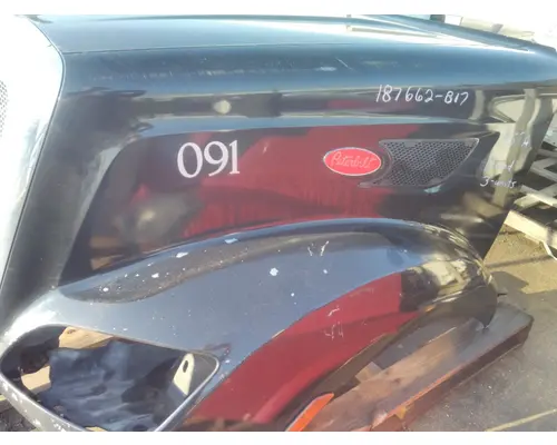 PETERBILT 587 2011-2025 HOOD