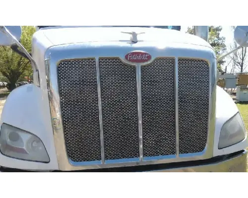 PETERBILT 587 2011-2025 HOOD